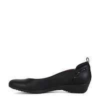 Women's Vivian Wide Width Pump