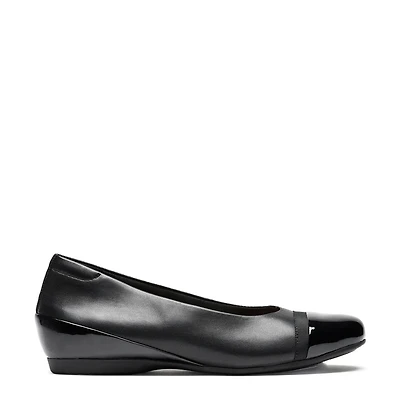 Cathrynn Dusk Wide Width Flat
