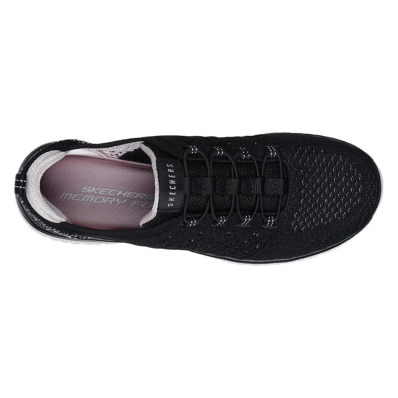 Women's Virtue Show Runner Sneaker