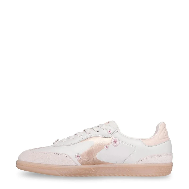 Women's Hotshot Floral Embroidered Sneaker