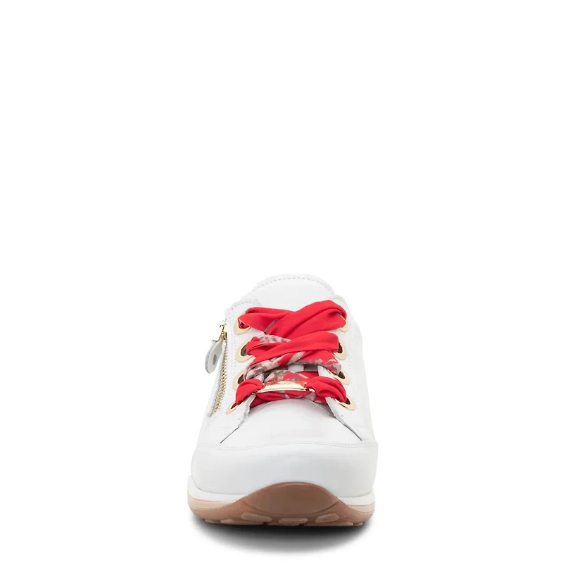 Women's Ollie Sneaker