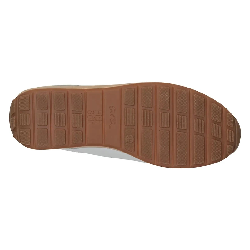 Women's Ollie Sneaker