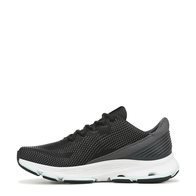 Women's Devotion X 2 Sneaker