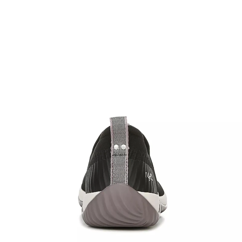 Women's Echo Knit Slip-On Sneaker