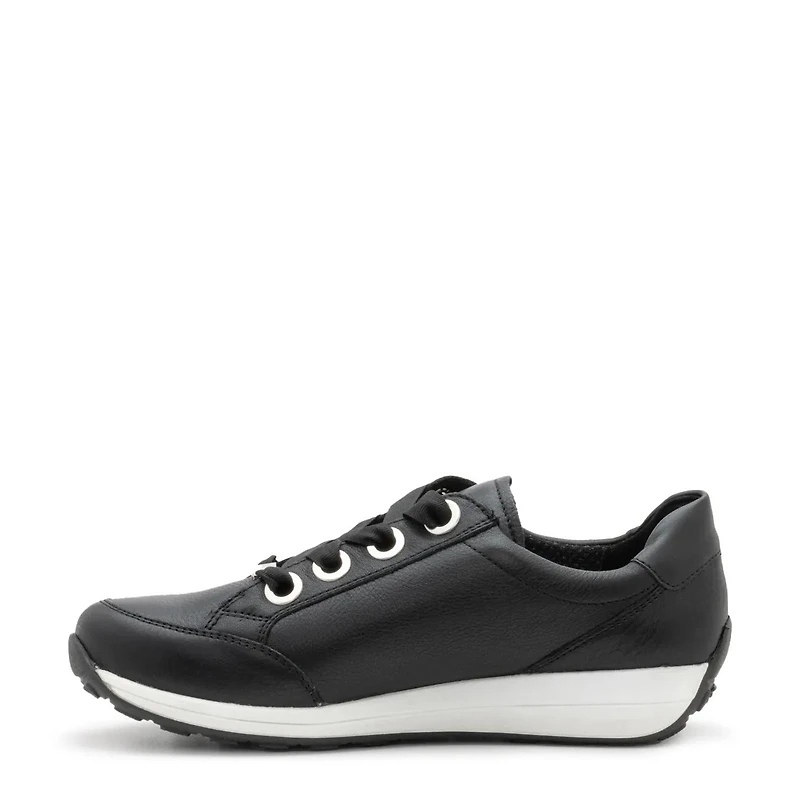 Women's Ollie Wide Width Sneaker