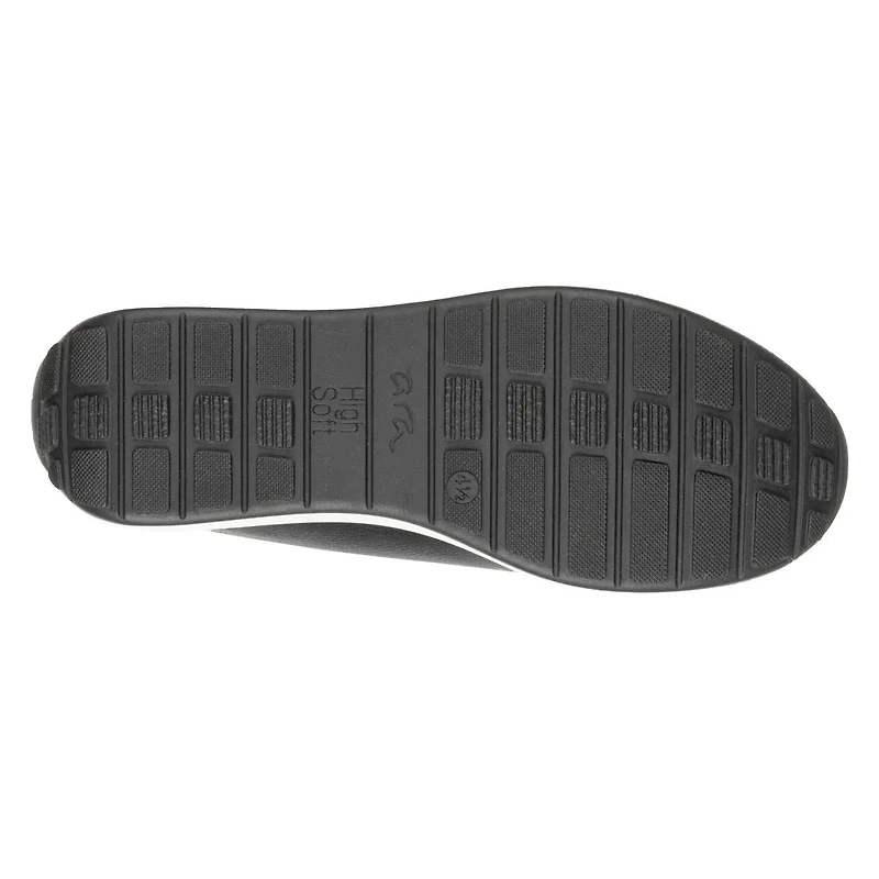 Women's Ollie Wide Width Sneaker