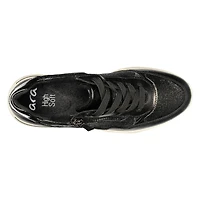 Women's Gardenia Wide Width Sneaker