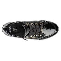 Women's Ollie Wide Width Sneaker