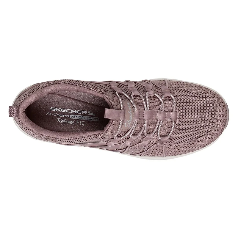 Women's Relaxed Fit Slip-On Sneaker