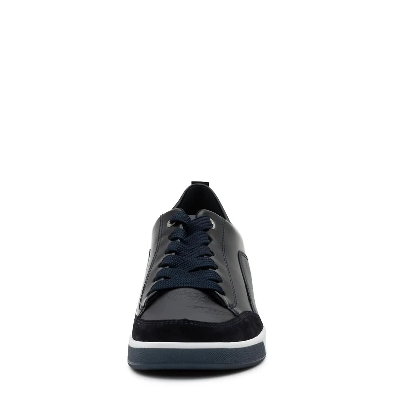 Women's Redmond Sneaker