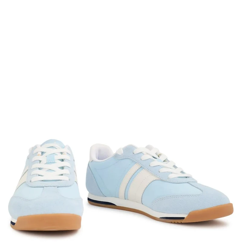 Women's Revival Sneaker