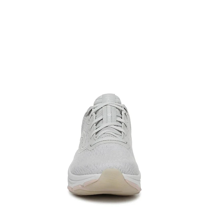 Women's Devotion X Max Sneaker