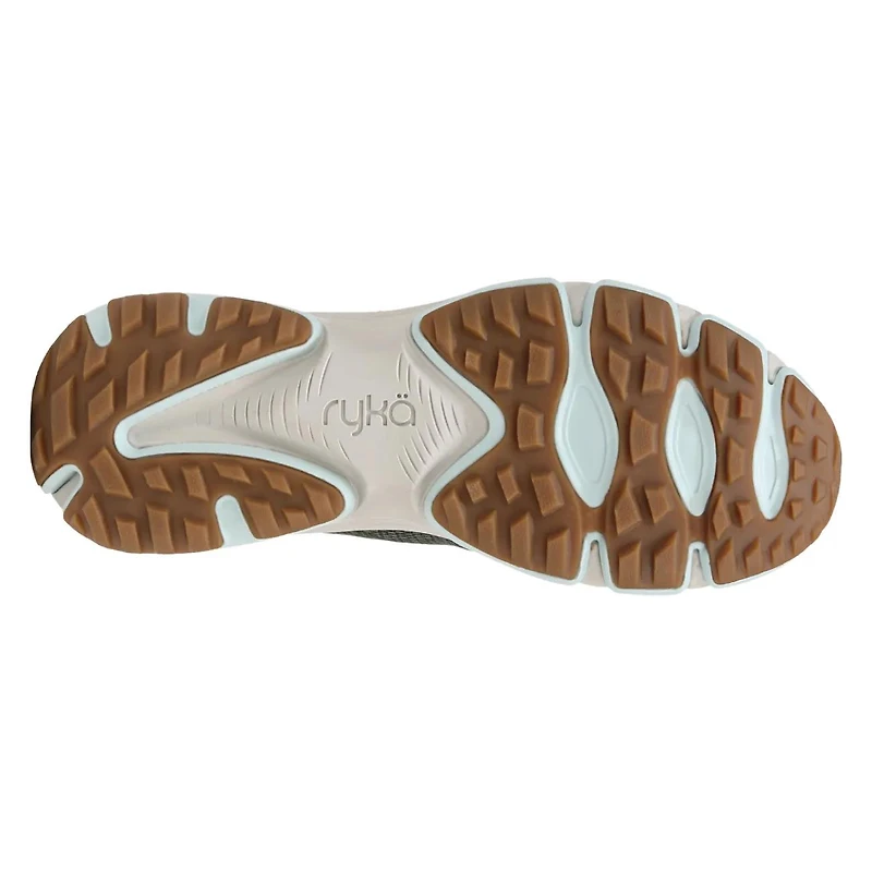 Women's Devotion X TR Sneaker