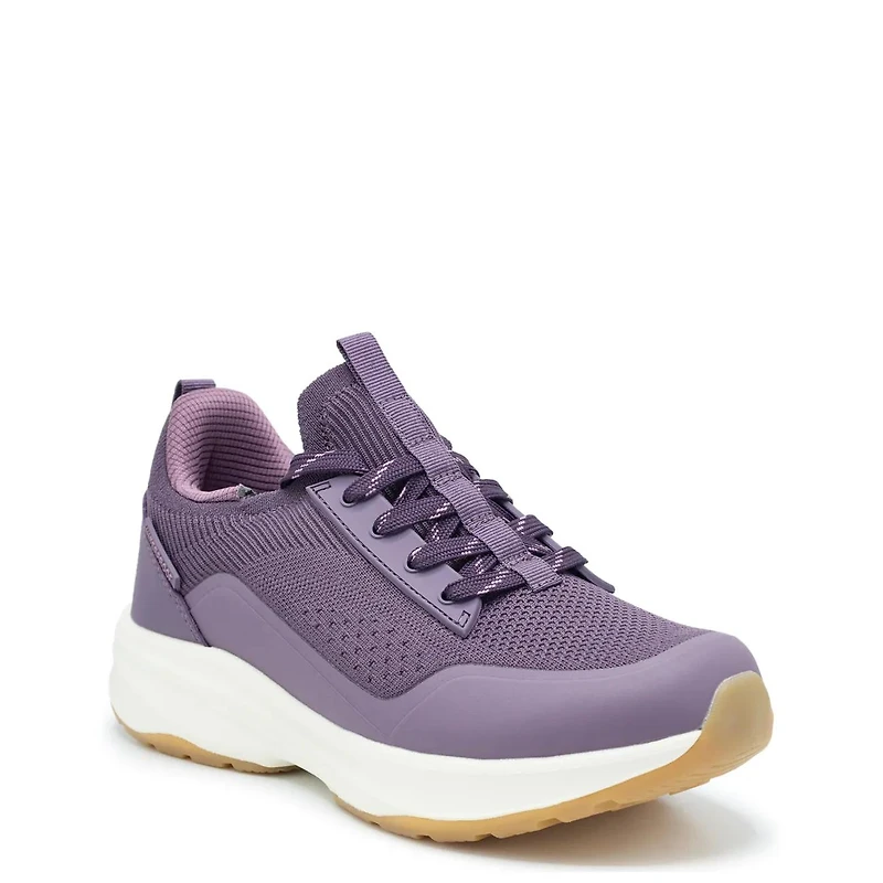 Women's Surge Waterproof Snealer
