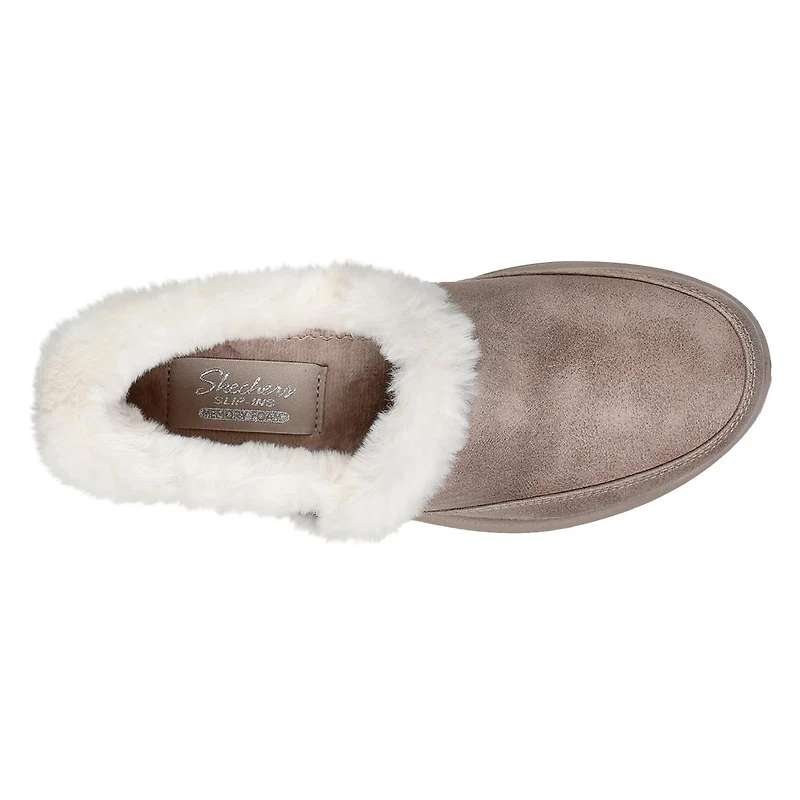 Women's Cozy Escape Hands Free Slip Ins Slippers