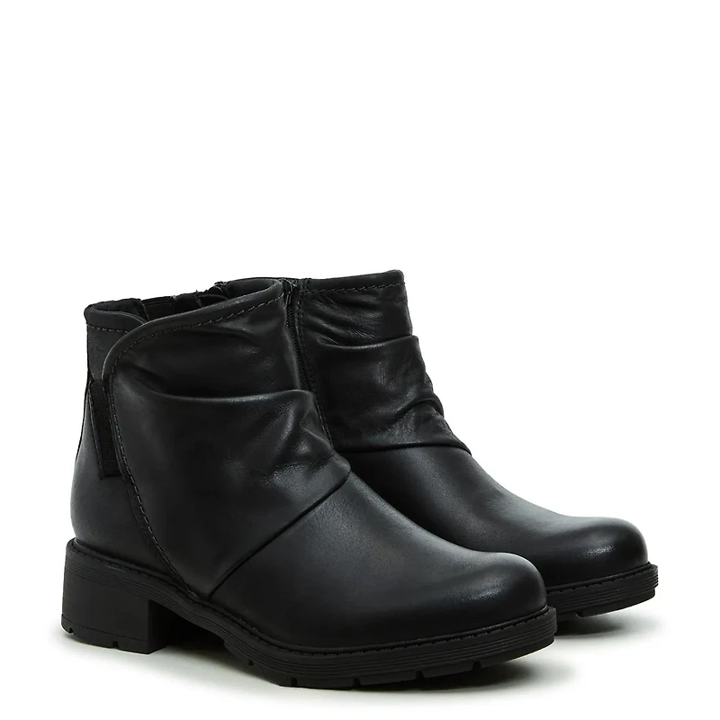Women's Hearth Sofia Bootie