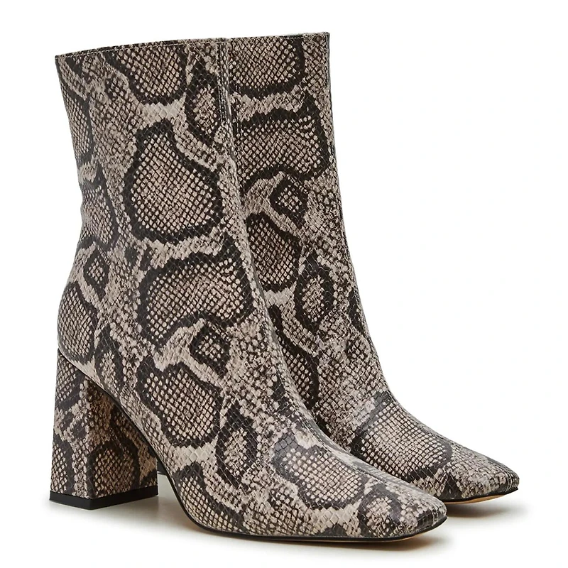 Vellamo Ankle Bootie