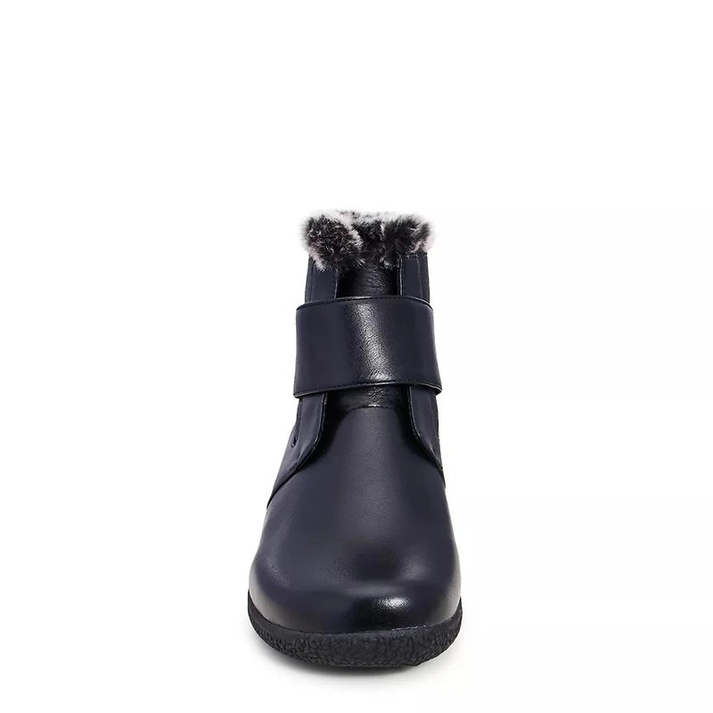 Women's Vienna Waterproof Wide Width Winter Boot