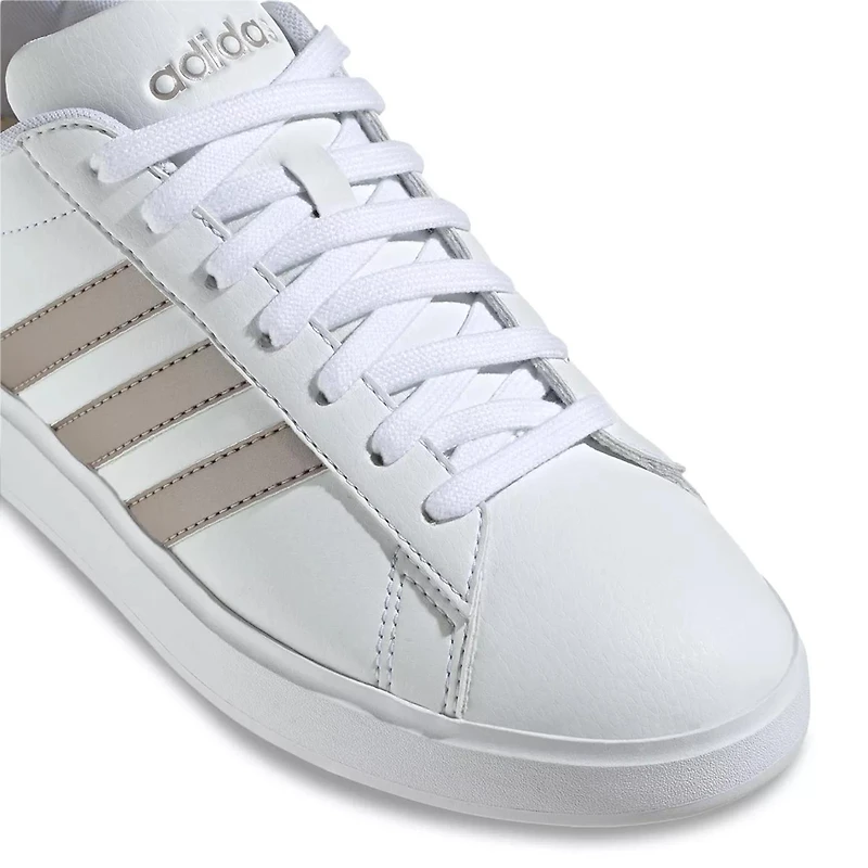 Women's Grand Court 2.0 Sneaker