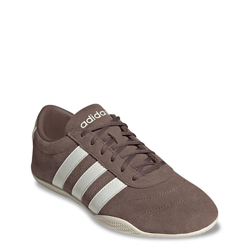 Women's Grand Court Lo Sneaker