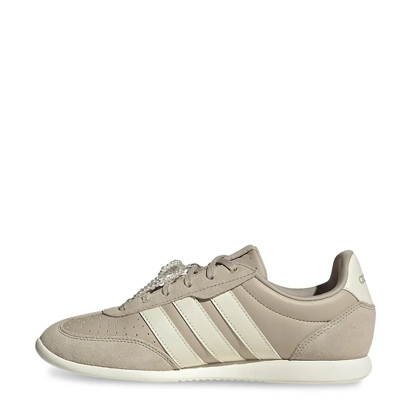 Women's Barreda Lo Sneaker