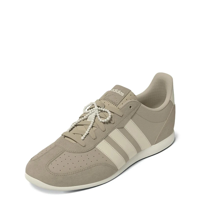 Women's Barreda Lo Sneaker