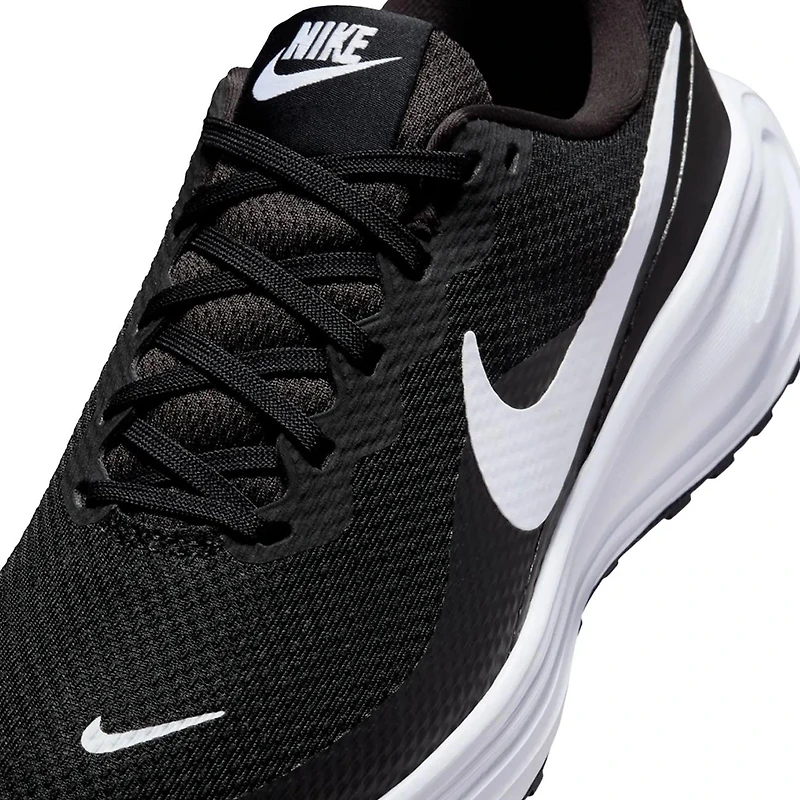 Women's Revolution 8 Running Shoe