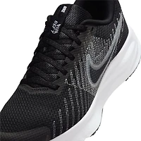 Women's Run Defy Running Shoe