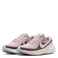 Women's Revolution 8 Running Shoe