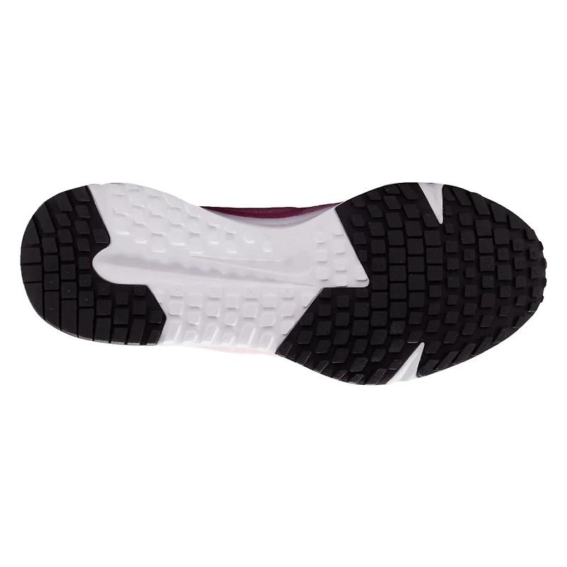 Women's Run Defy Sneaker