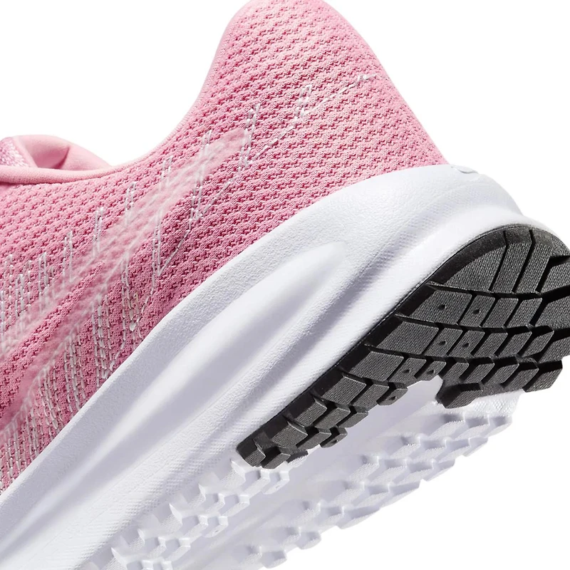 Women's Run Defy Sneaker