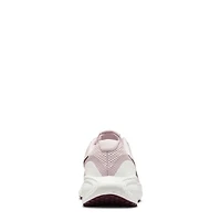 Women's Revolution 8 SE Sneaker Wide