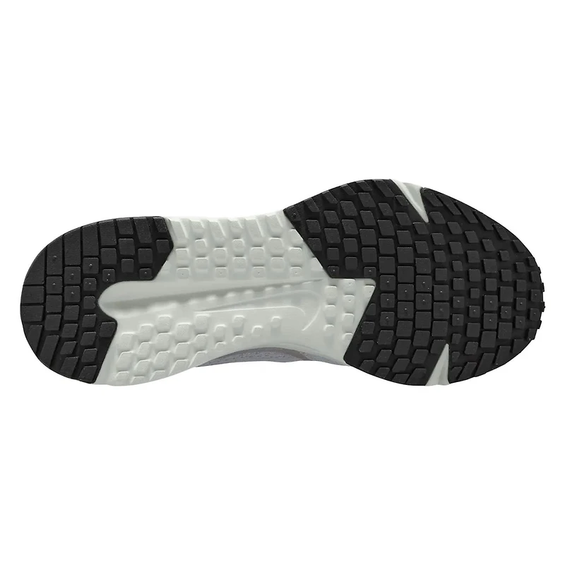 Women's Run Defy Sneaker