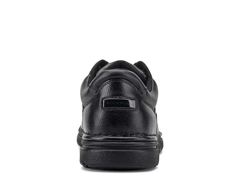Eureka Walking Shoe