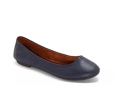 Emmie 2 Flat