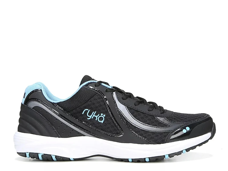Dash 3 Walking Shoe