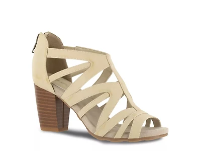 Amaze Sandal