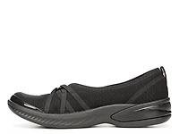 Niche Slip-On