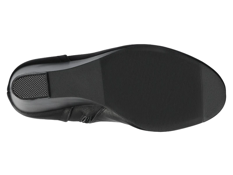 Langly Wedge Boot