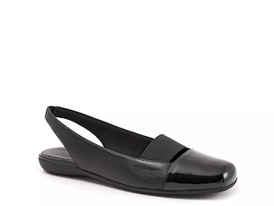 Sarina Flat
