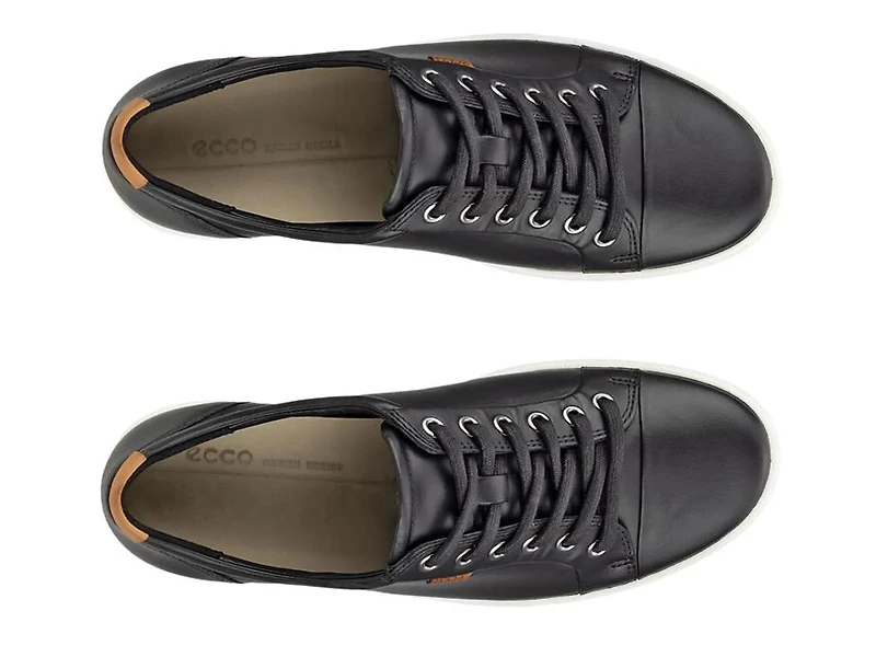 Soft 7 Sneaker
