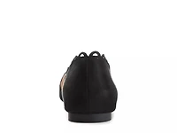 Jezlin Flat