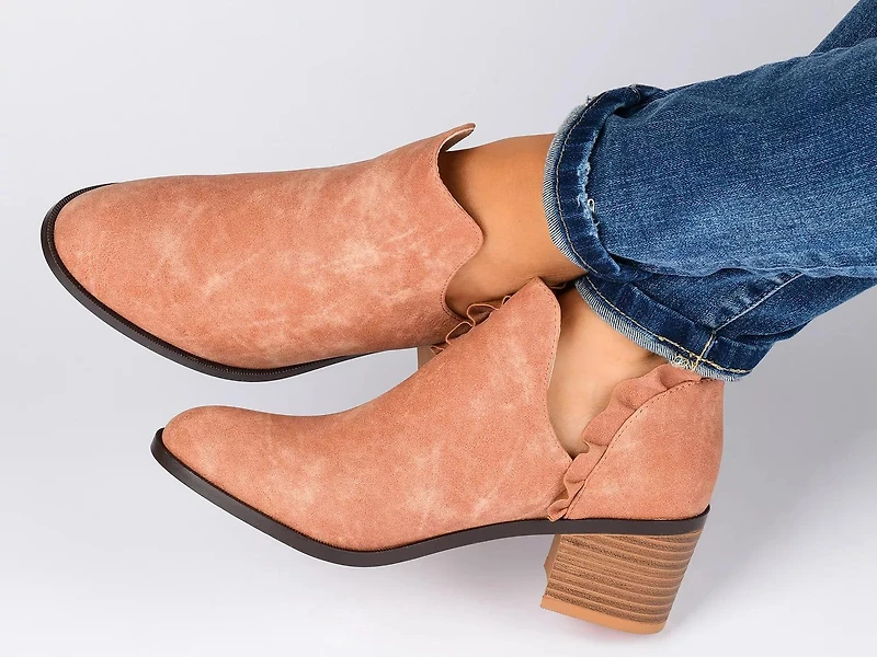 Lennie Bootie