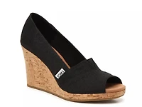 Classic Wedge Sandal