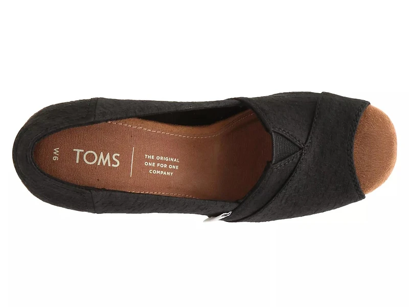 Classic Wedge Sandal