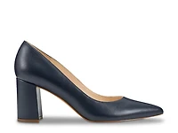 Claire Pump