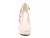 Indulgence Platform Pump