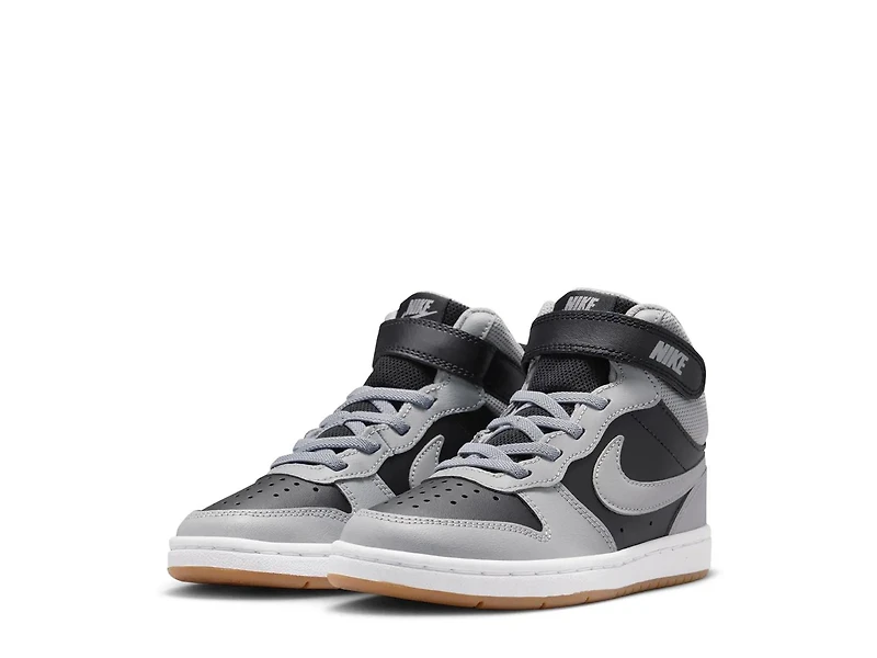 Court Borough Mid Sneaker