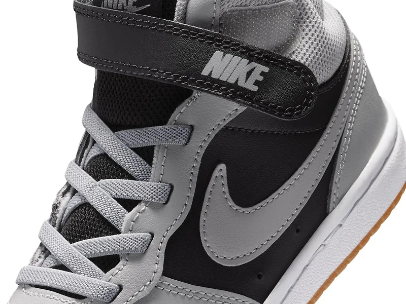 Court Borough Mid Sneaker