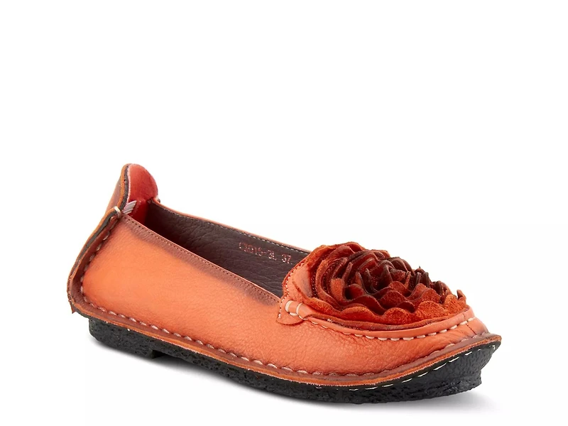 Dezi Flat